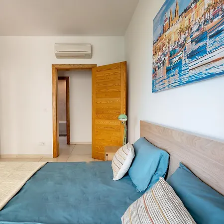 Luxury Shared Apt W Sea View & Sunrise In